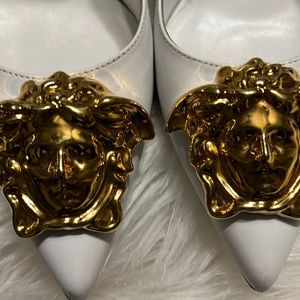 Authentic Versace White leather stilettos Gold Medusa Stilettos